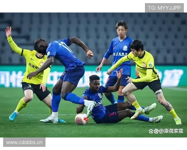 申花中场运转关键连接稳定性问题显现，对争冠走势产生制约