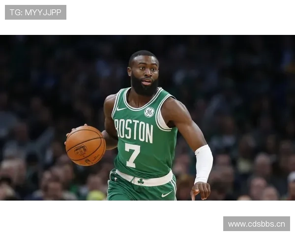 拉文突破制造多次空位投篮效率明显提升